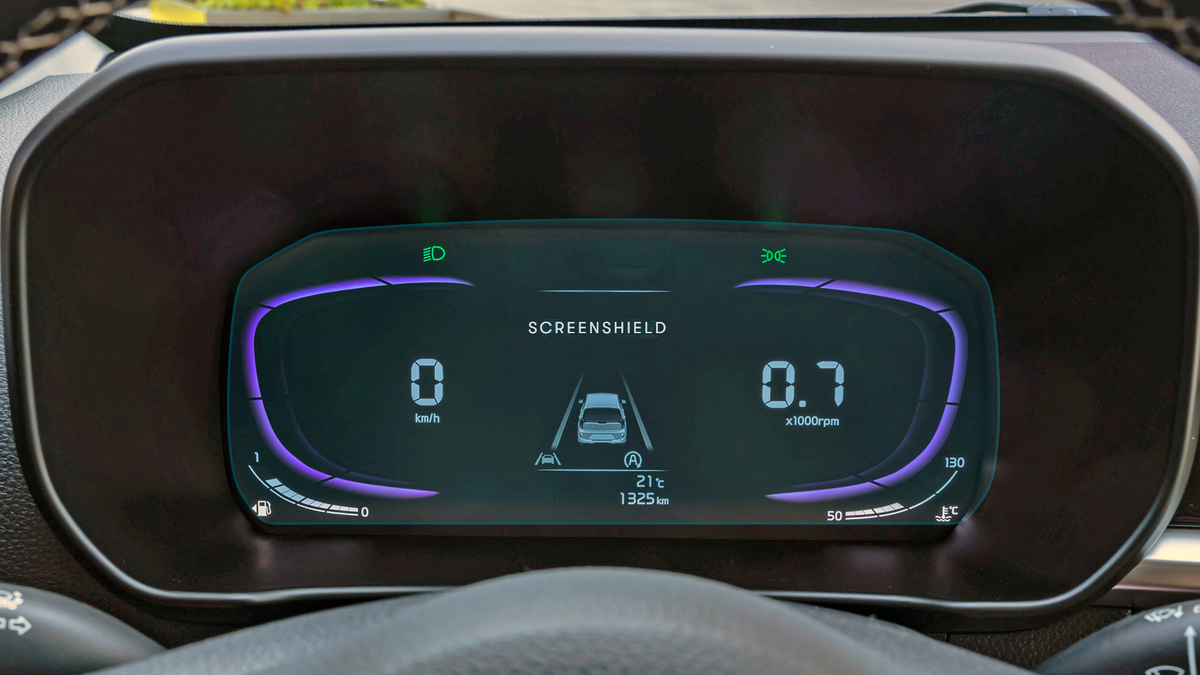 KIA PICANTO panoul de bord 11.3″ Image 1 - ScreenShield blur și watermark