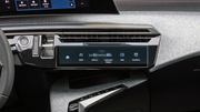 PEUGEOT 5008 controlul climatizării 10.8″ Image 1 - ScreenShield blur și watermark